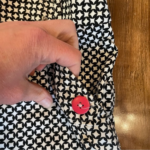 PUMA Women’s Black White Pink Bermuda Golf Shorts Size 0 - Picture 3 of 12